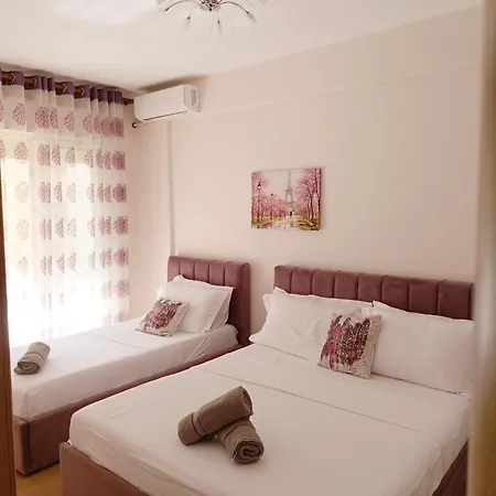 Harmony In The Center Appartement Tirana