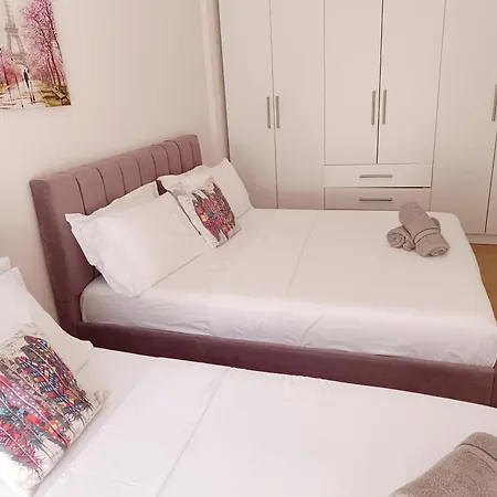 Harmony In The Center *