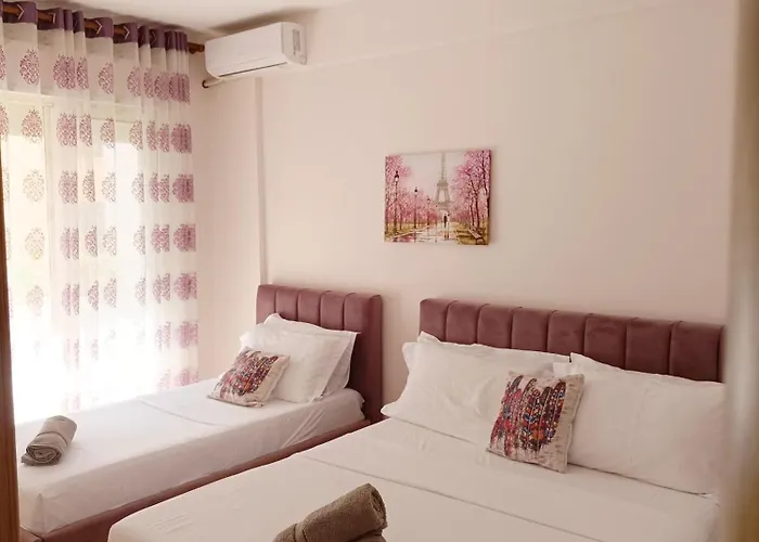 Harmony In The Center Apartament Tirana