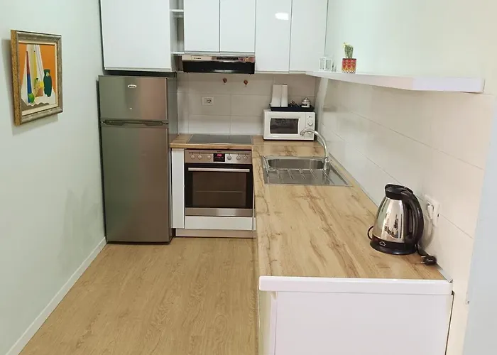 Harmony In The Center *